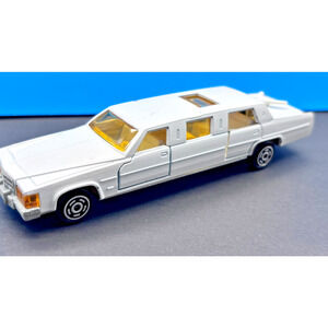 Vintage Majorette Limousine #339 1:58 Scale Diecast Car White Opening Doors